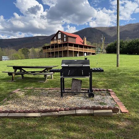Moonlight Cottage - Your Romantic & Scenic Escape Sevierville Exterior photo